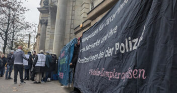 Antifaschistische Kundgebung vor dem Kriminalgericht Moabit am 11.11.2024